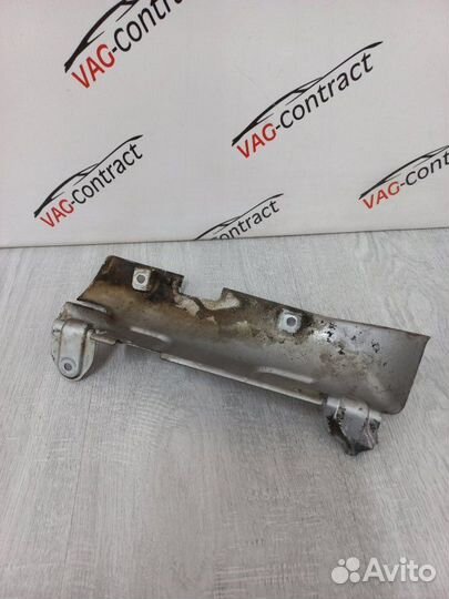 Тепловой экран Audi A6 C6 2.8 2010