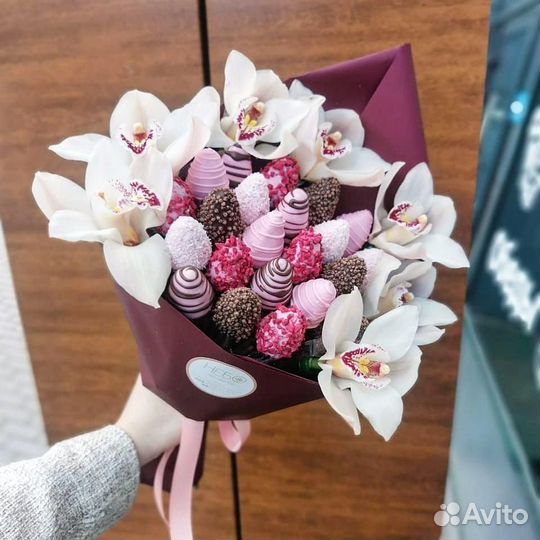 Букеты из клубники в шоколаде с доставкой