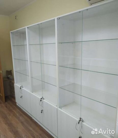 Новые в Наличии Витрины Шкафы Стеллажи