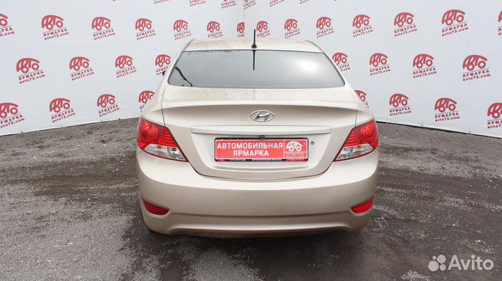 Hyundai Solaris 1.4 AT, 2013, 155 910 км