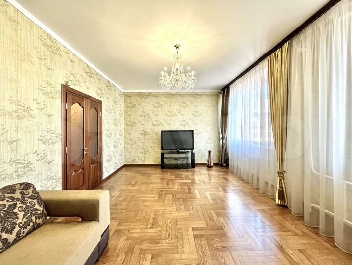 3-к. квартира, 80,5 м², 7/9 эт.