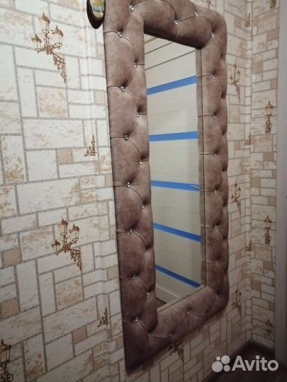 Зеркало в каретной стяжке