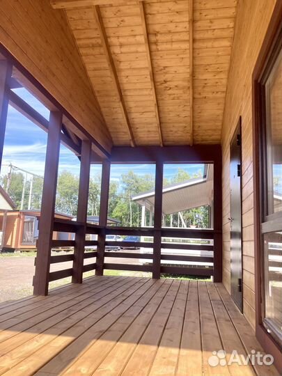 Современный дом с верандой св-10