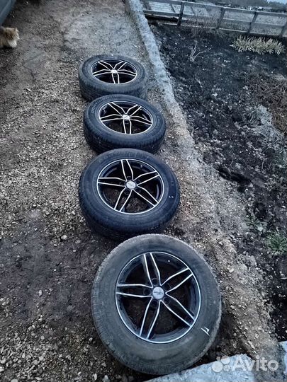 R16 Continental CrossContact UHP E 215/65, PCD 5x114.3 DIA 66.1