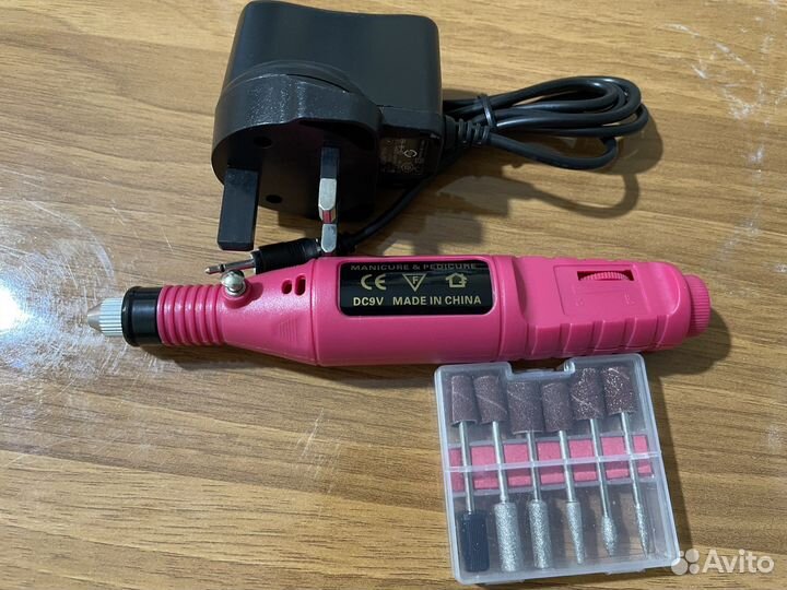 Машинка для маникюра и педикюра