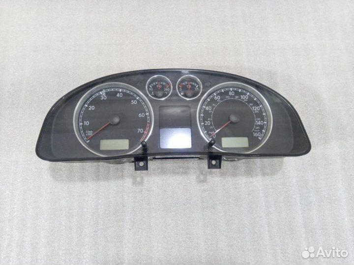 Панель приборов Volkswagen Passat B5 1996-2005