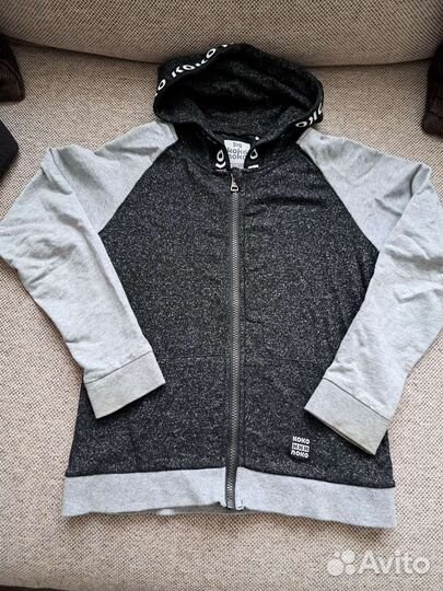 Спортивный костюм на мальчика 140