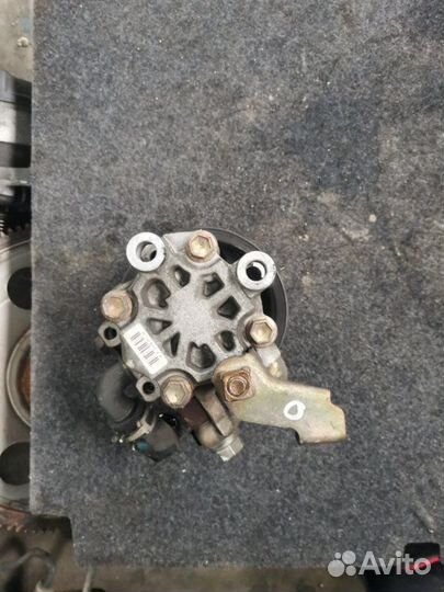 Гидроусилитель Toyota Isis ANM10 1AZ