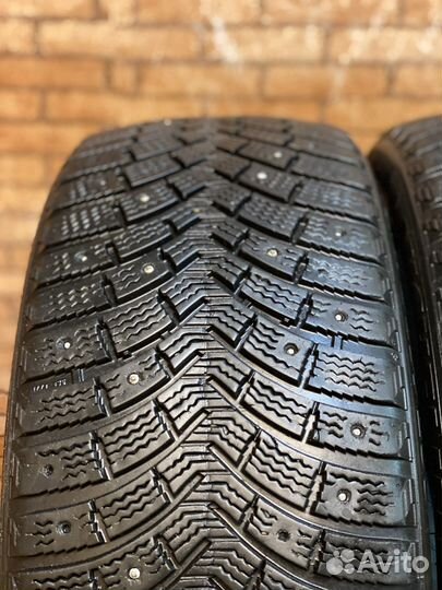 Michelin X-Ice North 2 225/45 R18 95T