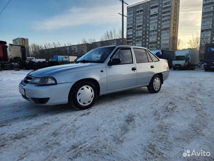 Daewoo Nexia 1.6 МТ, 2010, 200 000 км