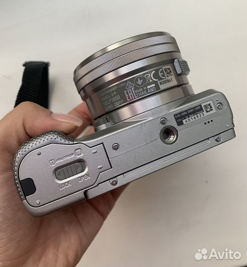 Фотоаппарат Sony Alpha A5000 Kit