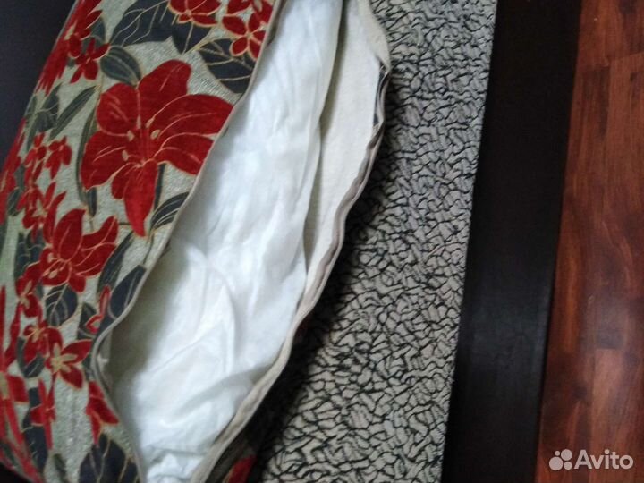 Диванные подушки бу