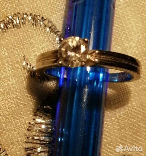 Кольцо серебро с фианитом