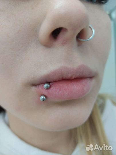 Маникюр педикюр