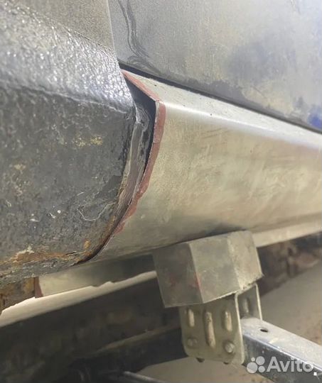 Кузовной порог Nissan Presea 2