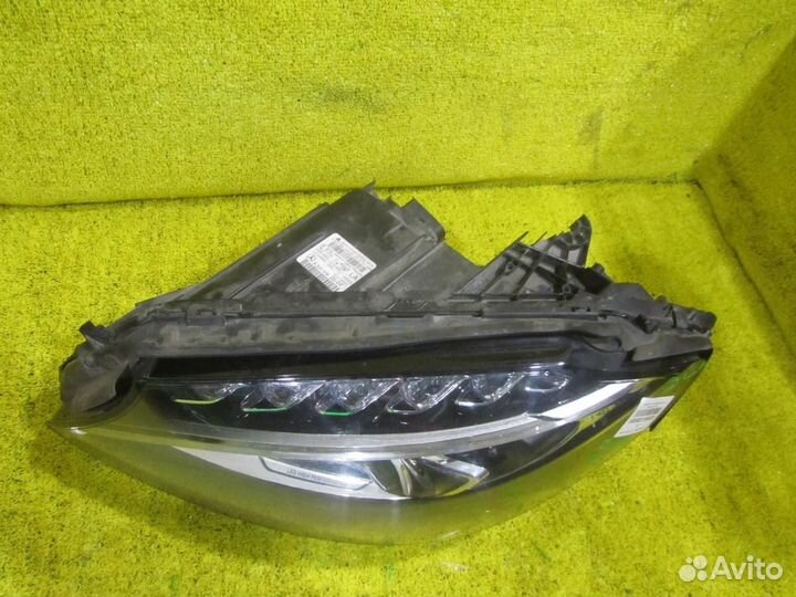 Фара левая Mercedes-Benz C-Class