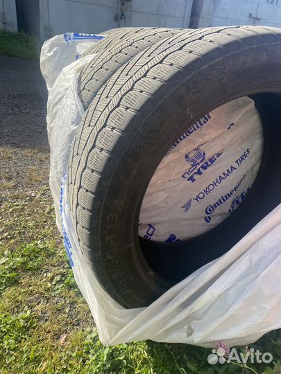 Continental ContiWinterViking 2 235/50 R19