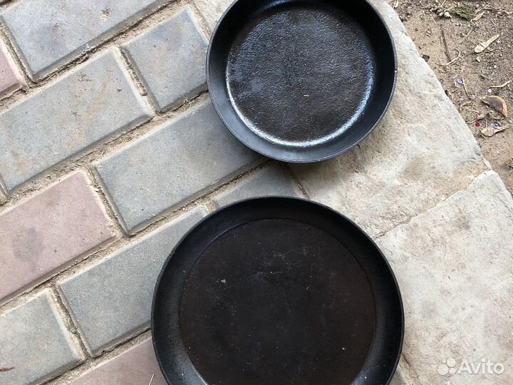 Чугунная сковорода