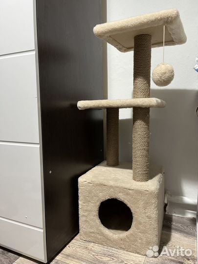 Домик для кошки с когтеточкой