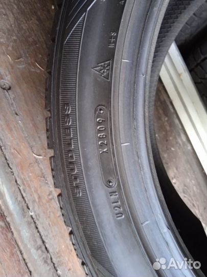 Dunlop Graspic DS3 245/45 R19 98Q