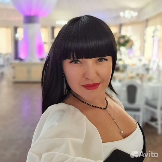 Ведущая и певица Елена Сторожевская