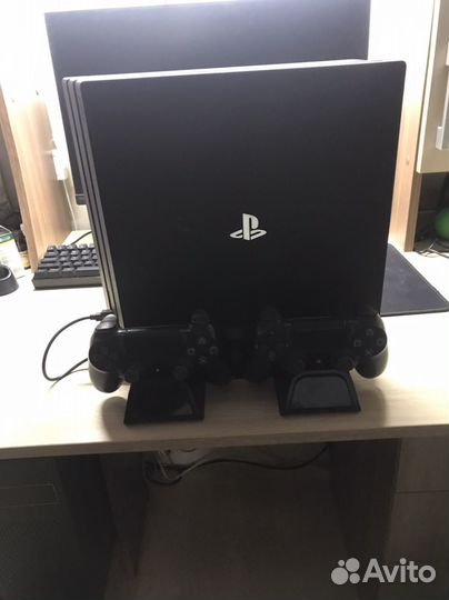 Sony playstation 4 pro 1tb