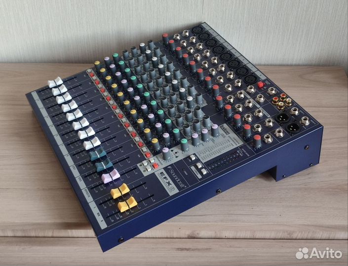 Микшерный пульт Soundcraft EFX8, новый в коробке