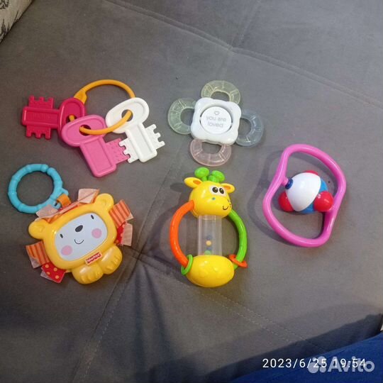 Игрушки погремушки пакетом