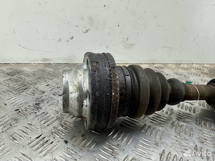 Полуось передняя Mercedes-Benz Vito W638 2002