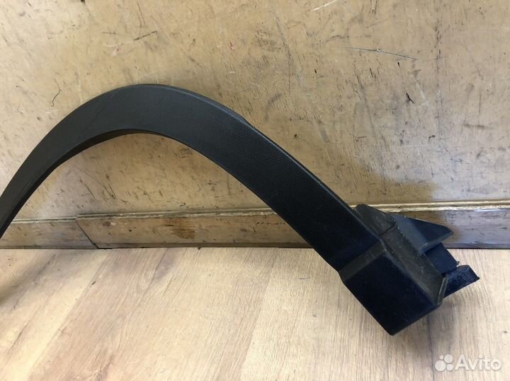 Накладка крыла пер левого Subaru Forester SK (S14)