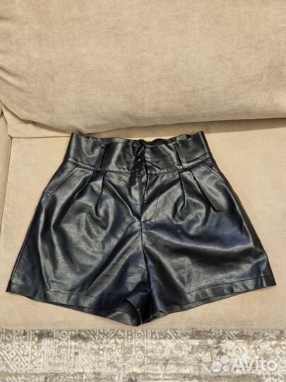 Кожаные шорты 44 46