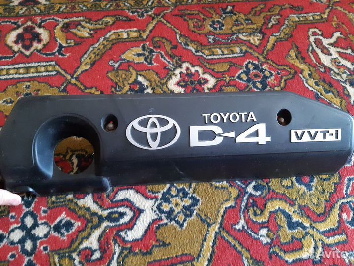 Крышка двигетлья