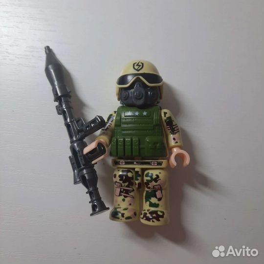 Lego человечки