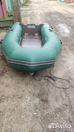 Надувная лодка пвх