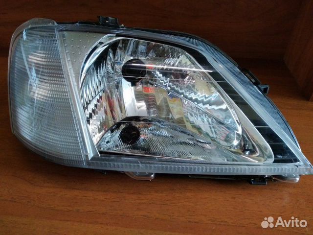Фара правая Renault Logan 2004 - 2008