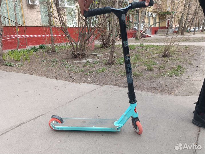 Трюковой самокат