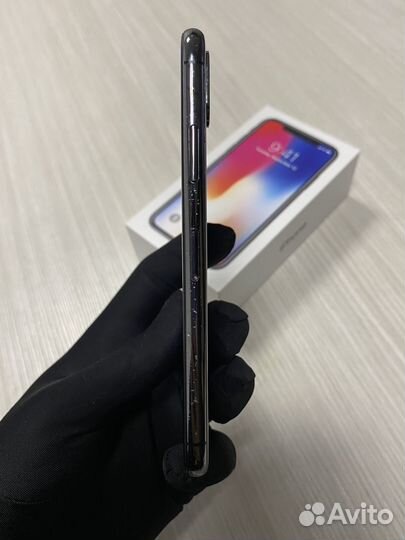 iPhone X, 64 ГБ