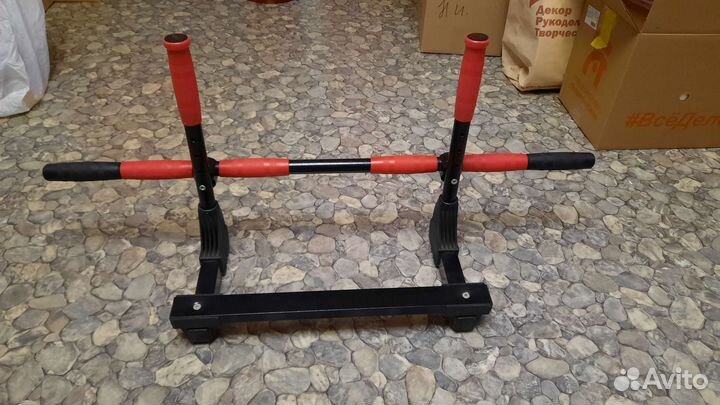 Турник на дверной косяк