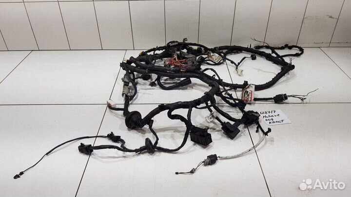 Электропроводка под капот (Kia Mohave)