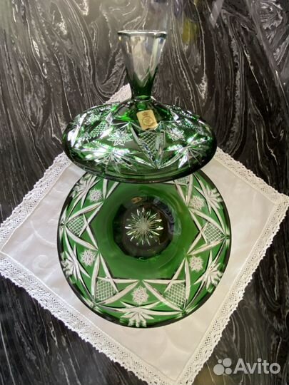 Ваза с крышкой Немецкая