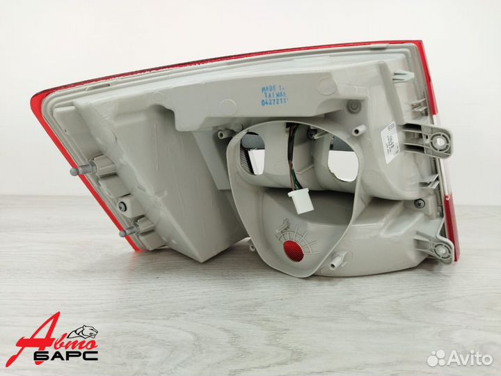 Фонарь задний Skoda Octavia A7 17-20 год