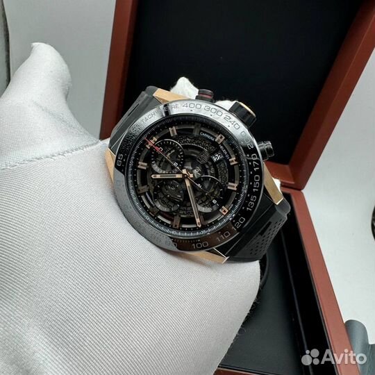 Часы Tag Heuer Carrera