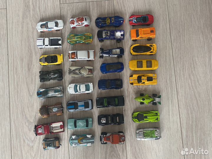 Машинки хотвилс