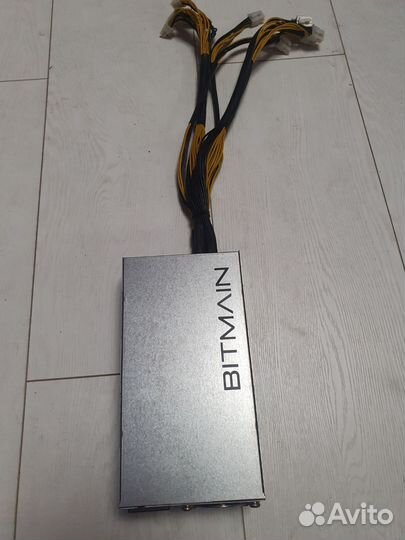 Блок питания для asic bitmain APW3-12-1600 b3
