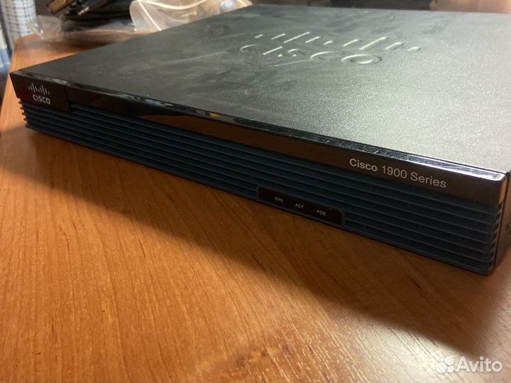 Маршрутизатор Cisco 1921
