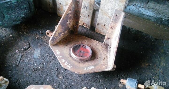 Площадка подушки верхняя MAN F90