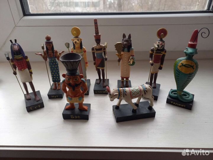 Фигурки из серии тайны богов Египта