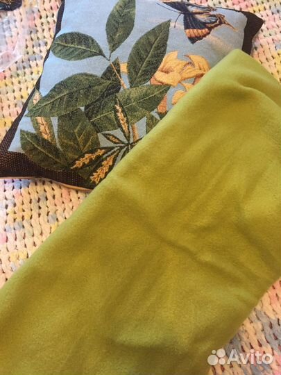 Комплект: декоративная подушка и плед