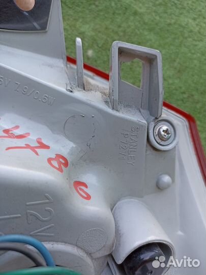 Фонарь задний левый Nissan Teana J32