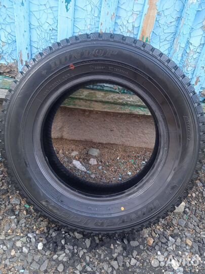 Dunlop SP Winter Ice 01 185/70 R14 T